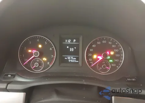 2010 Volkswagen Jetta Limited Edition z USA, uszkodzony, nr VIN 3VWAZ7AJ8AM116603